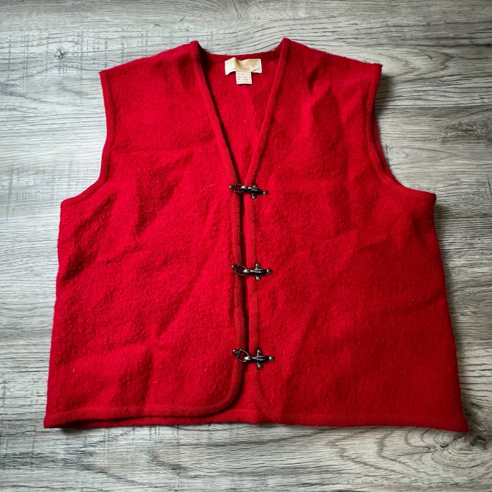 Tally-Ho Wool Vest Womens L Red Metal Toggle Closure Boiled Wool Style Layering